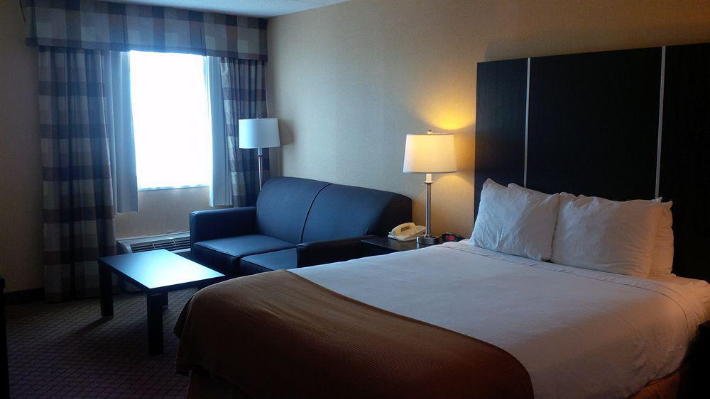 Holiday Inn Express Hamilton-Stoney Creek Exterior photo